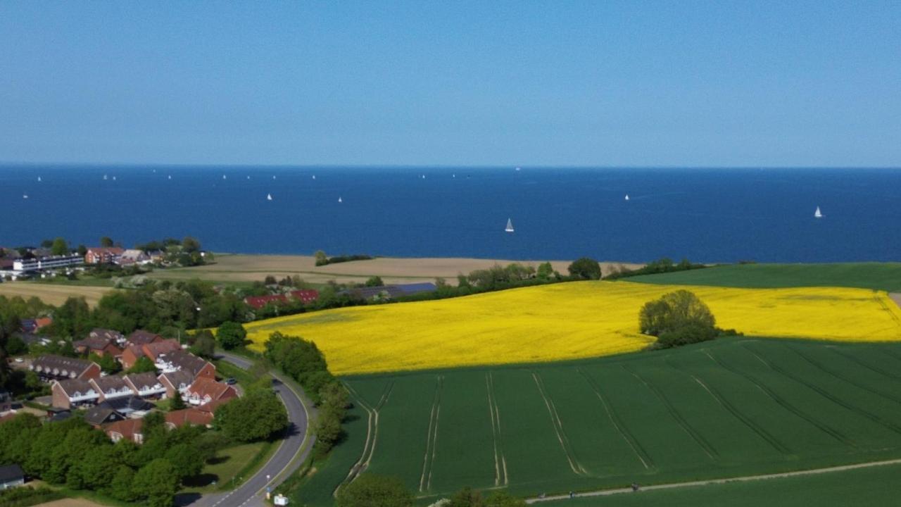 Segelund - Zeit Fuer Uns- Ruhige Und Sonnige Ferienwohnung Mit Terrasse Und Garten Nahe Strand Und Ostsee Schönhagen 外观 照片