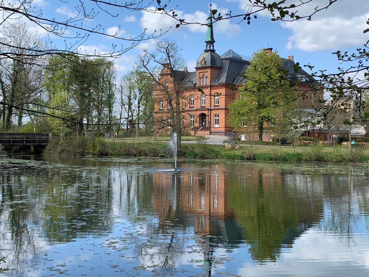 Segelund - Zeit Fuer Uns- Ruhige Und Sonnige Ferienwohnung Mit Terrasse Und Garten Nahe Strand Und Ostsee Schönhagen 外观 照片